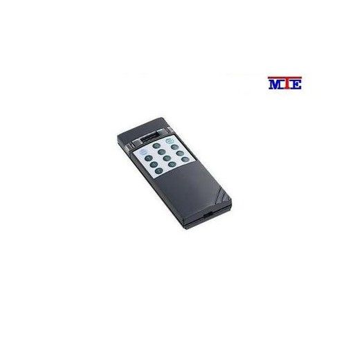 CARDIN TRQ048D16 16-function transmitter with display (30MHz AM)