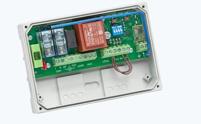DOMOTIME DRSCB433 Control unit for shutters with 433Mhz receiver