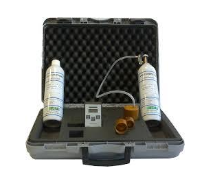 SENSITRON VTX+XA Custodia del gas di calibrazione comprendente un indicatore di flusso.