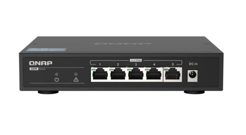 QNAP QSW-1105-5T 5 PORT 2.5GBPS UNMANAGEMENT SWITCH