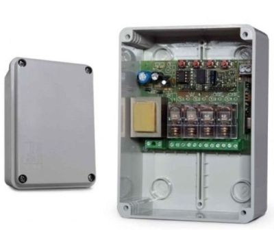 CARDIN FM400230R4 Ricevitore in cassetta 4 canali (230Vac) FM400