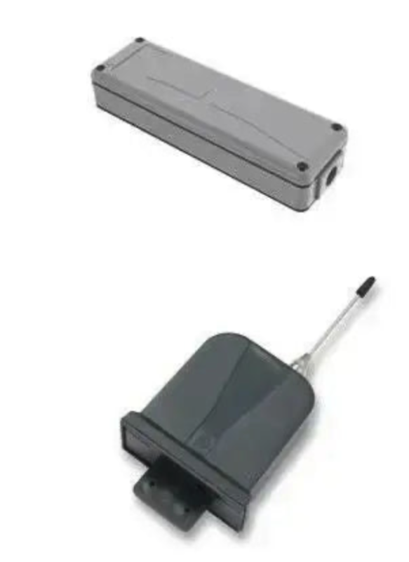 ARMAS CRT 86 FM KIT composto da una trasmittente TXCR8354 ed una r