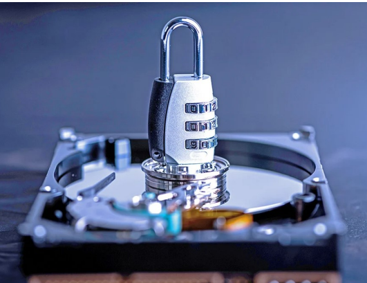 TKH SECURITY NVH-914TB-CRYB 14 TB Encypted Pro server storage for the most demanding storage environments.
