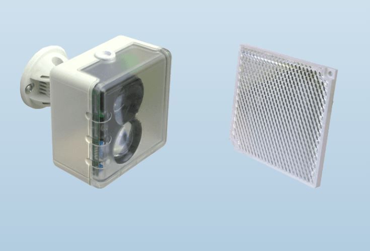 SETRONIC ES50 Rilevatore Lineare di Fumo, range di funzionamento 2 ÷ 50 m