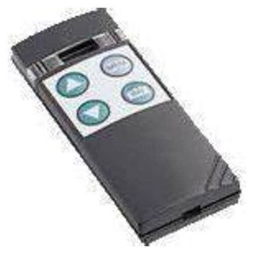 CARDIN TRQ048D08 Trasmettitore a 8 funzioni con display (30MHz AM)