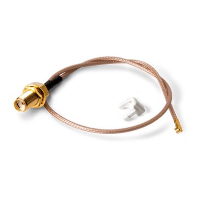 SATEL IPX-SMA Adattatore per la connessione di un antenna esterna con connettore SMA su un modulo GSM dotato di connettore IPX. lunghezza 25 cm
