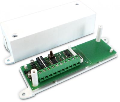 ELMO RIVERMINI4 Concentratore a 4 ingressi cablati con connettore per 4 uscite elettroniche