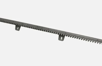 DOMOTIME CNYG46 Cremagliera in nylon, 4 attacchi rivolti verso il basso per cancelli fino a 600Kg di peso